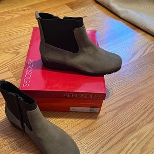 Aerosoles short bootie shoe brand new